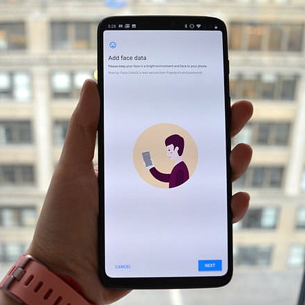 OnePlus Face Unlock 4