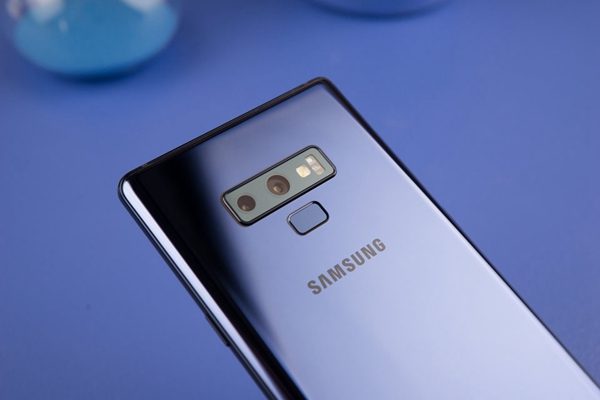 Samsung Dual Aperture